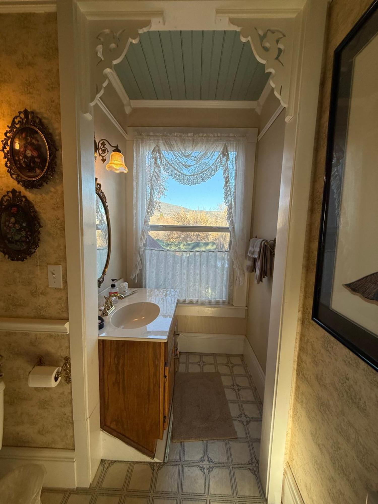 Roseberry House Bed And Breakfast Susanville Exterior photo