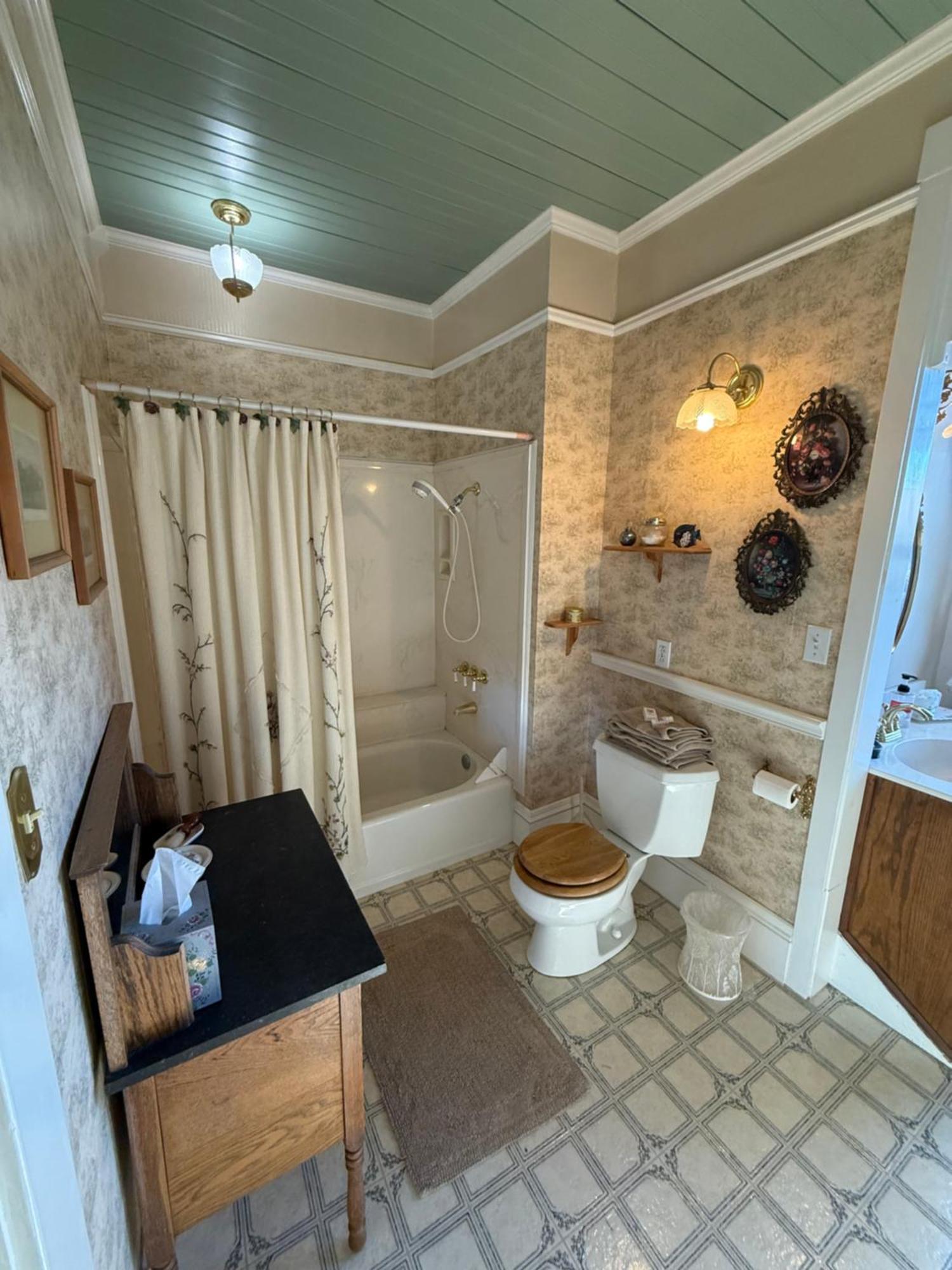 Roseberry House Bed And Breakfast Susanville Exterior photo