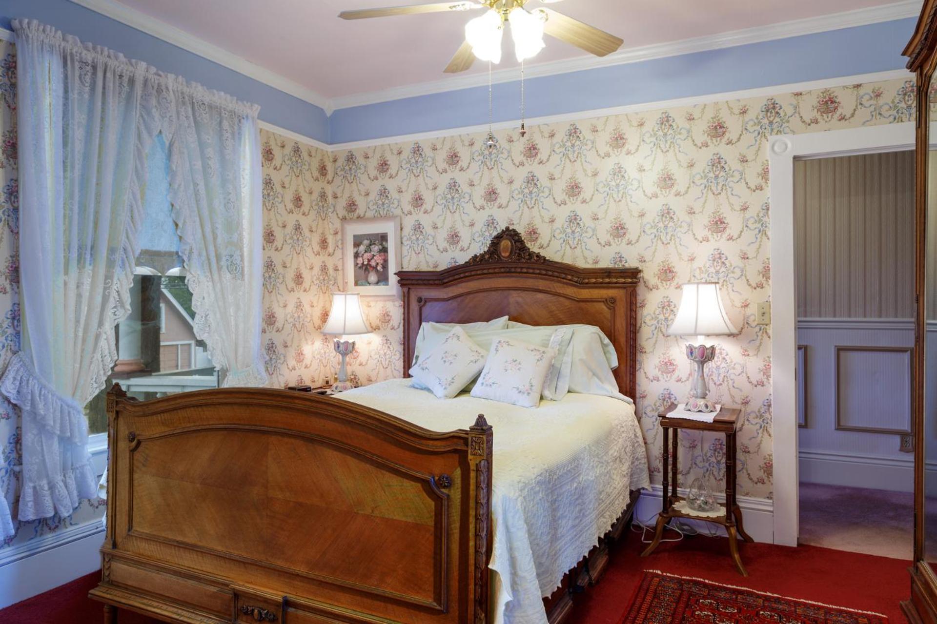 Roseberry House Bed And Breakfast Susanville Exterior photo